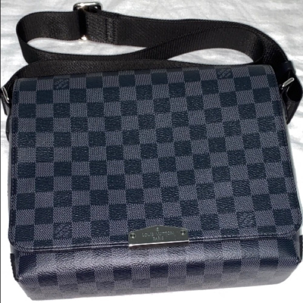 Louis Vuitton Designer Damier PM Bag
